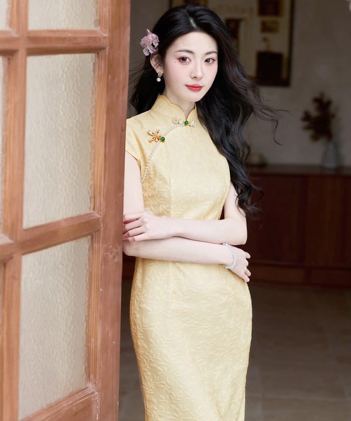 Zhi-Yun Yellow Cheongsam