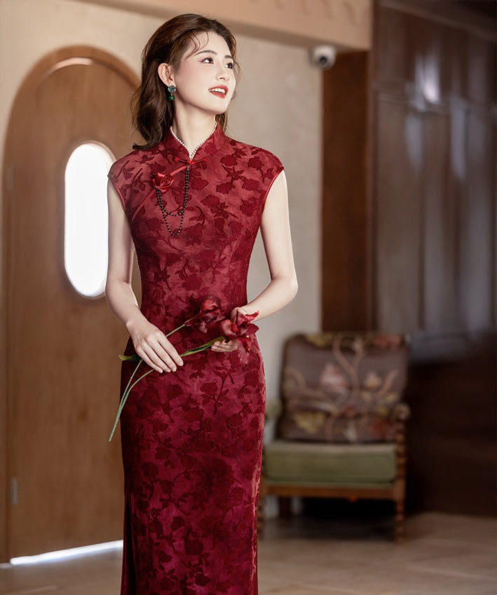 Ruoxuan's Crimson Vow Cheongsam