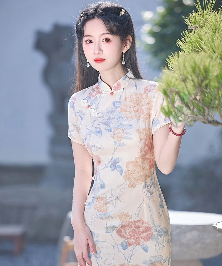 Tingwei 的花卉旗袍