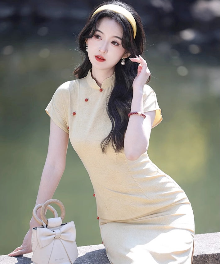 小黄旗袍
