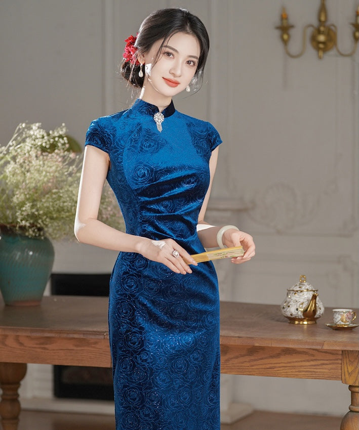 塞拉芬女士旗袍