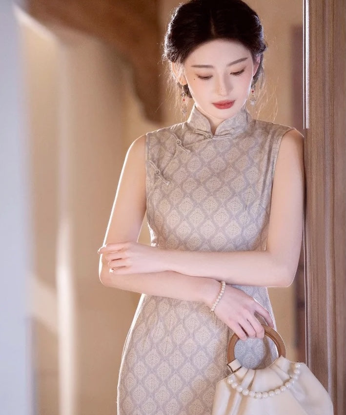 温娜长款旗袍