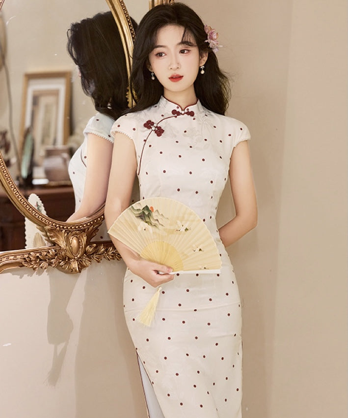 Yee Ru Dolly 旗袍