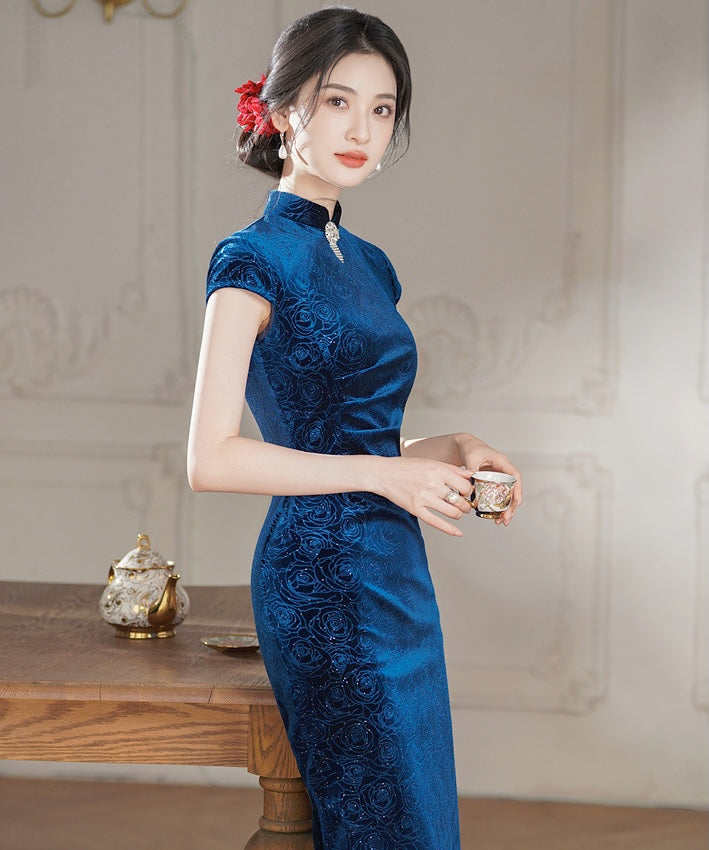 塞拉芬女士旗袍