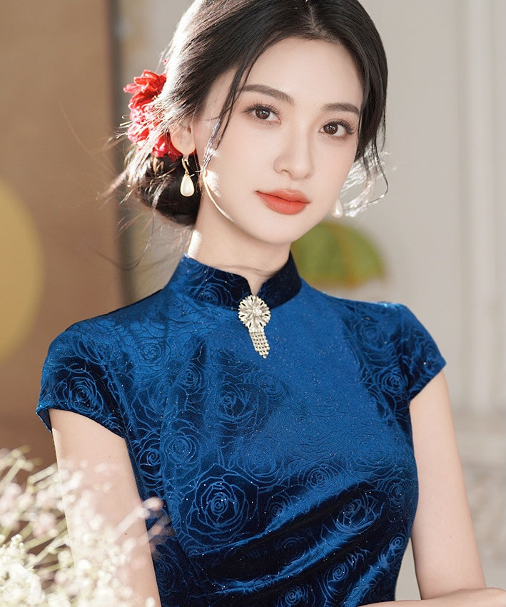 塞拉芬女士旗袍