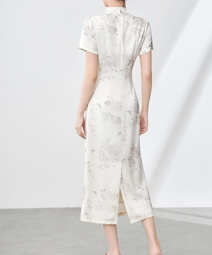 Pearlyn's Pearl Cheongsam
