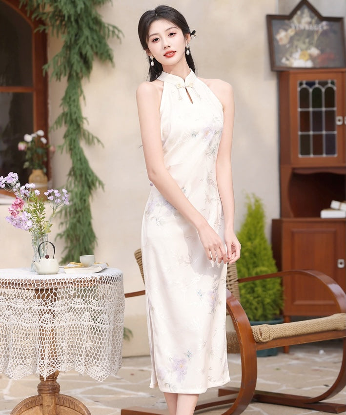 象牙白花朵挂脖旗袍