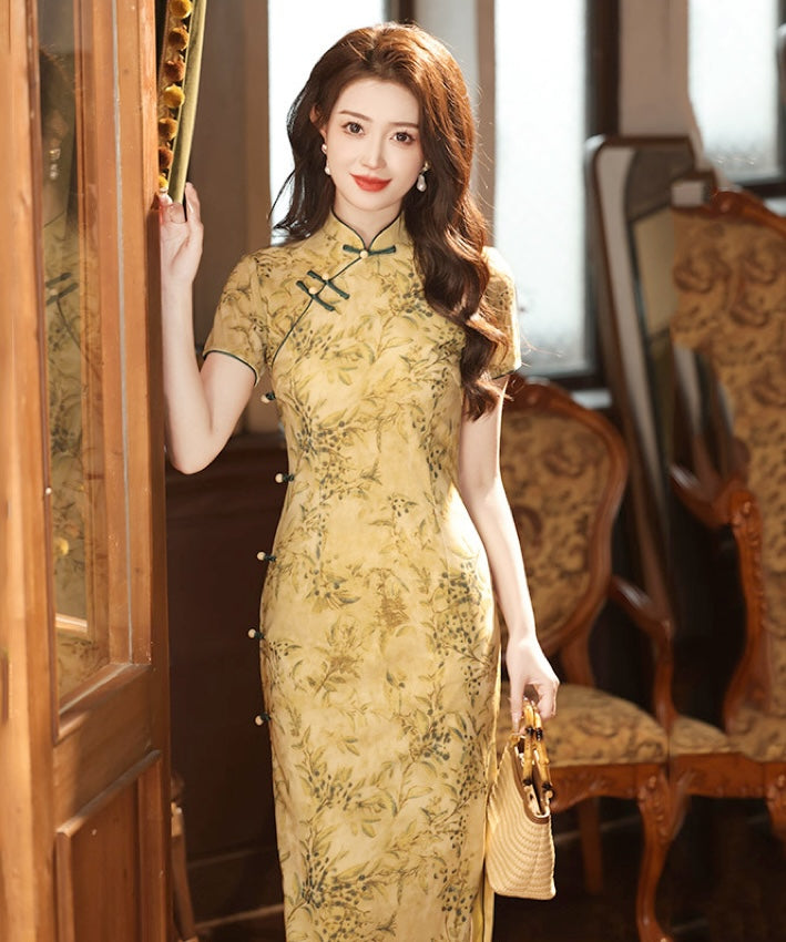 Mirian Gold Cheongsam