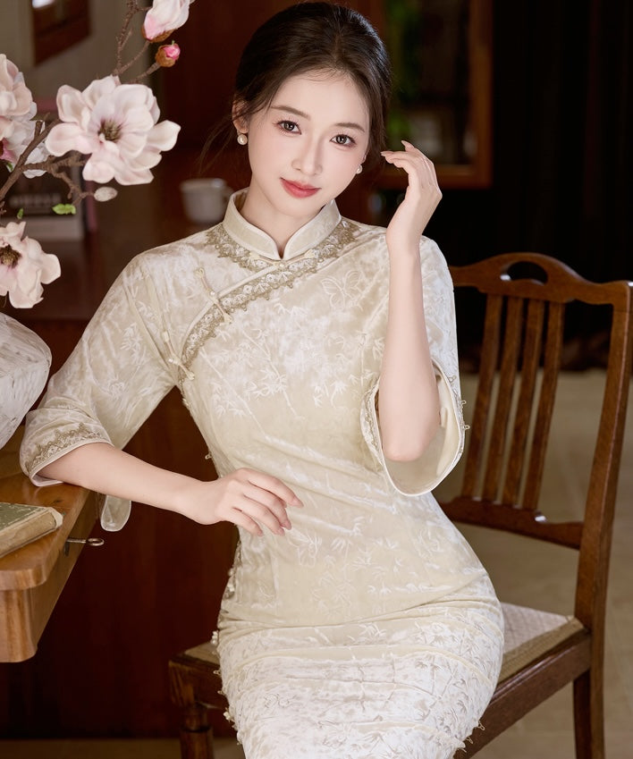 Wenwen Autumn Cheongsam