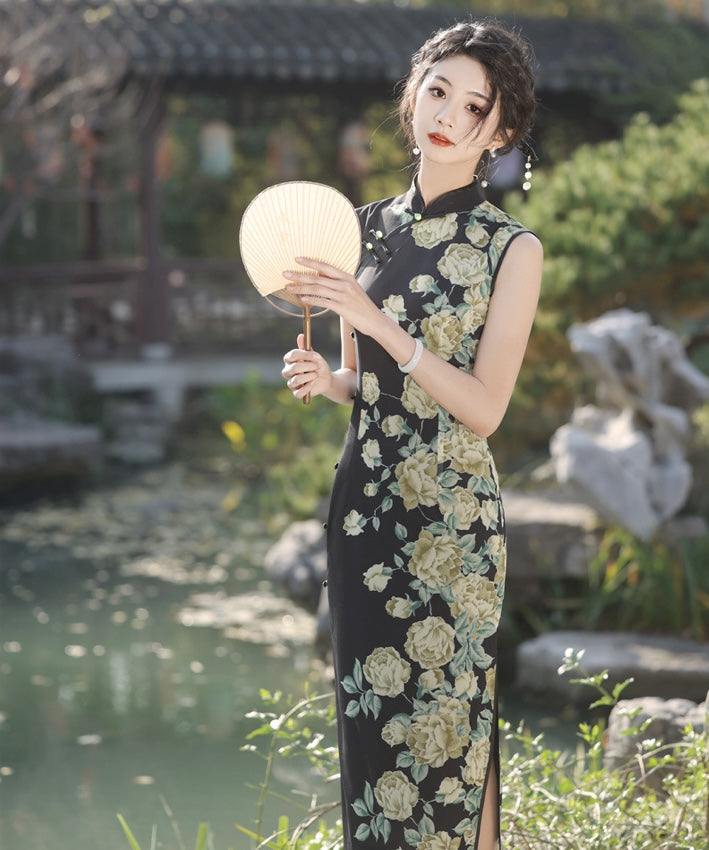 Cream Rose Sleeveless Maxi Cheongsam