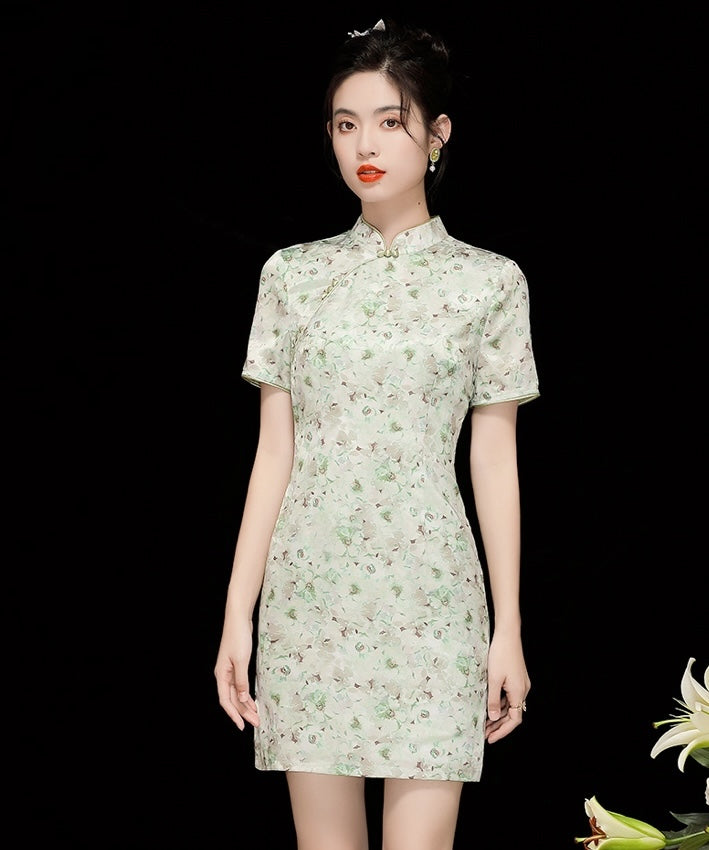 Cui Spring Cheongsam