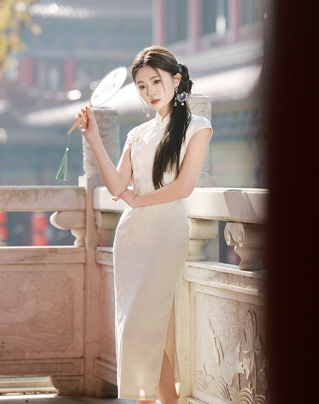 Dora Jacquard Cream Cheongsam