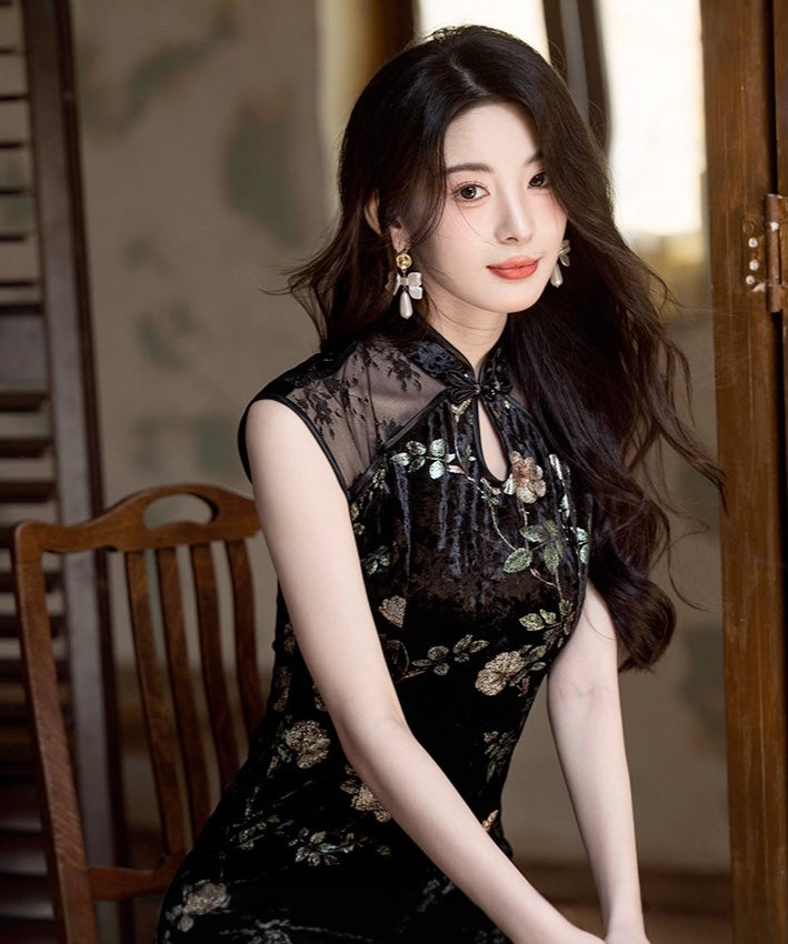 Diamond Velvet Cheongsam