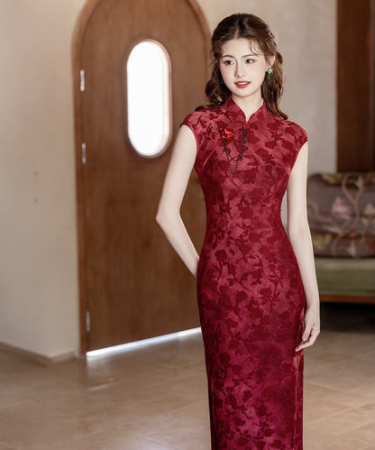 Ruoxuan's Crimson Vow Cheongsam