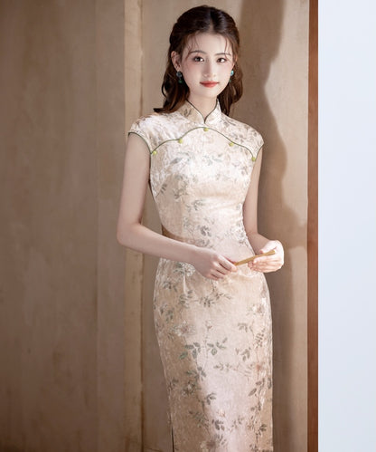 Lady Rong's Velvety Cheongsam