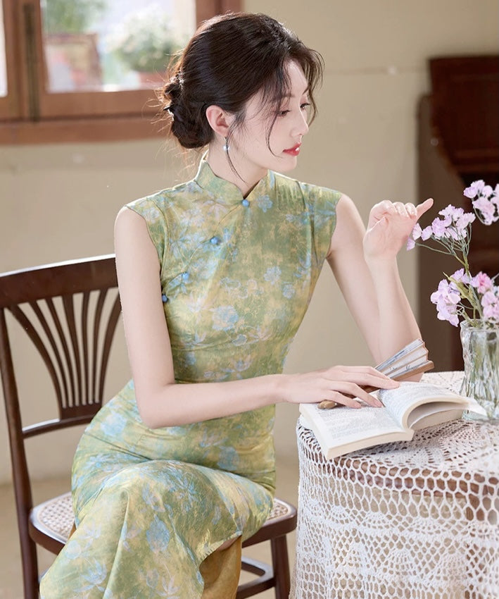 Ruoling Bloom Cheongsam