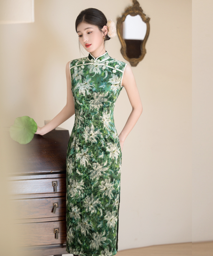 Emerald Lotus Cheongsam