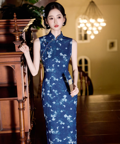 Sky Blue Sleeveless White Cheongsam