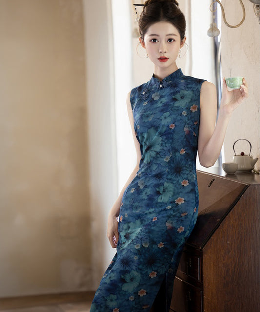 Midnight Bloom Cheongsam