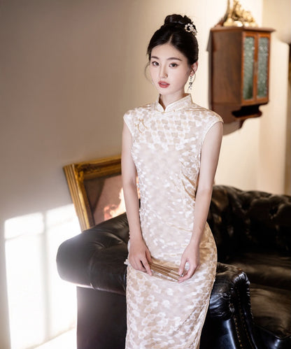 Yuru Capsleeveless Maxi Cheongsam