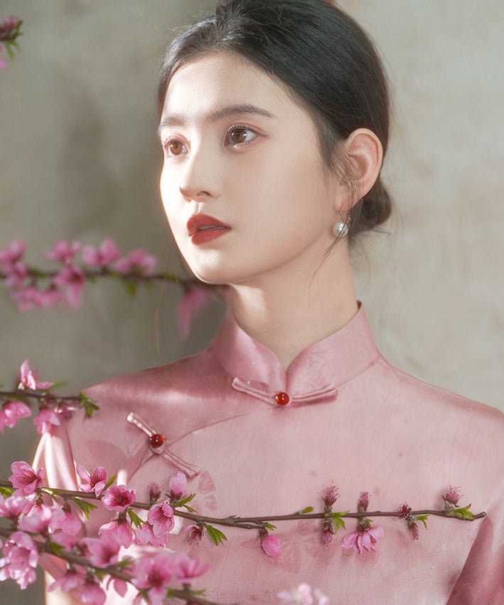 Xin Ambilight Cheongsam