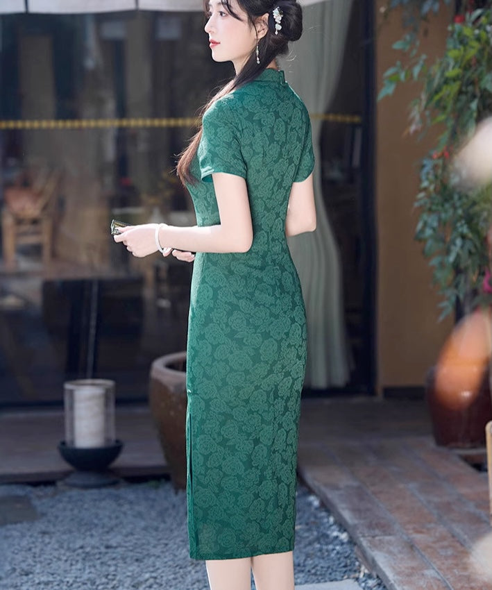 The Green Rose Cheongsam