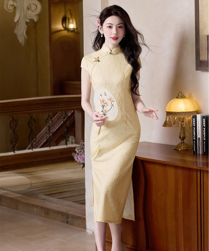 Zhi-Yun Yellow Cheongsam