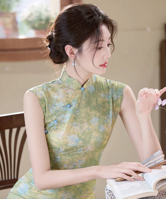 Ruoling Bloom Cheongsam