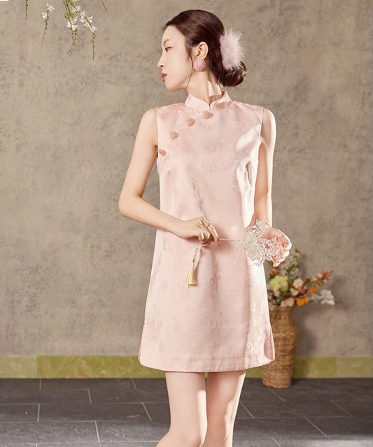 Xiao Yu Gege's Pink Cheongsam