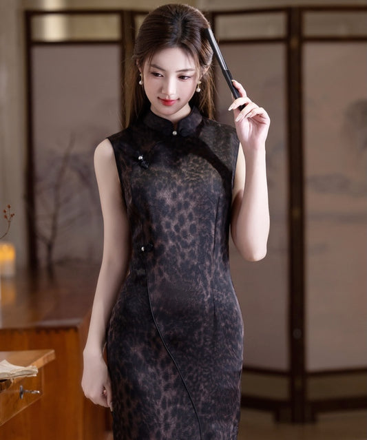Eclipse Noire Cheongsam