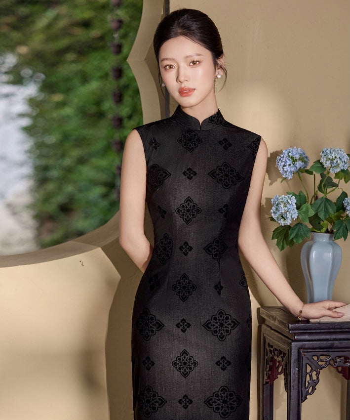 Yifei  Black Cheongsam