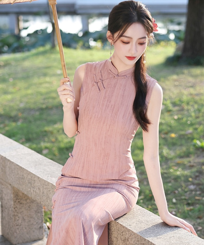 Miss Wenryi's Rusty Pink Cheongsam