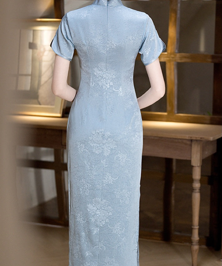 Xiao Shu Wei Blue Cheongsam
