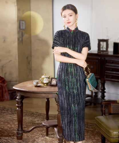 Celestial Emerald Glow Cheongsam