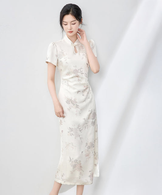 Pearlyn's Pearl Cheongsam