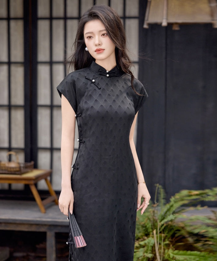 Ebony Lattice Cheongsam