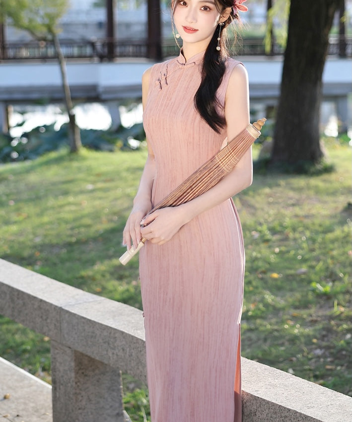 Miss Wenryi's Rusty Pink Cheongsam