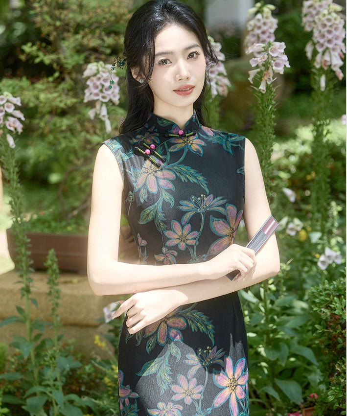 Noir Fleur Cheongsam