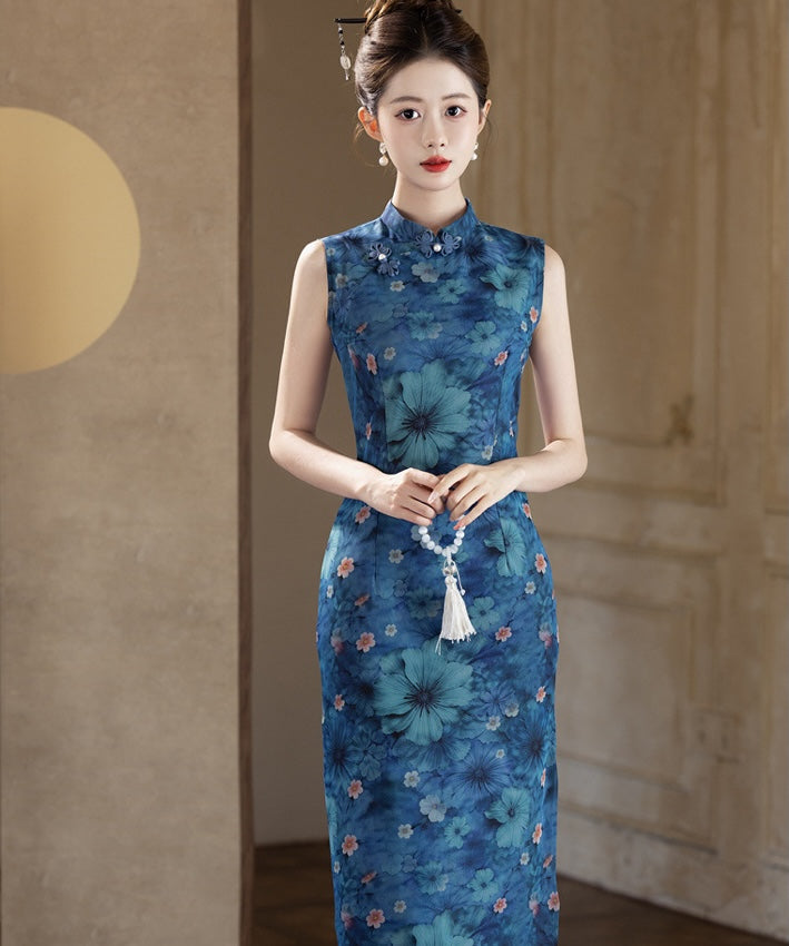 Midnight Bloom Cheongsam