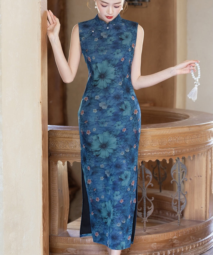 Midnight Bloom Cheongsam