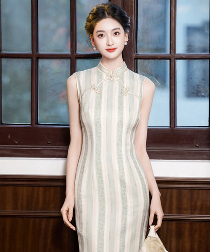 Verdant Line Cheongsam