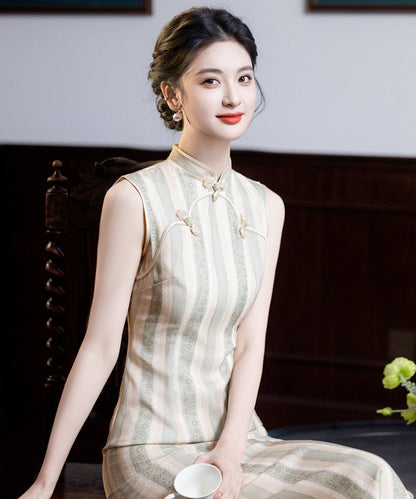 Verdant Line Cheongsam