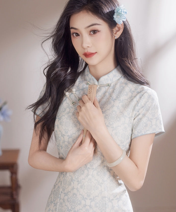 Lady Elowen Porcelain Cheongsam