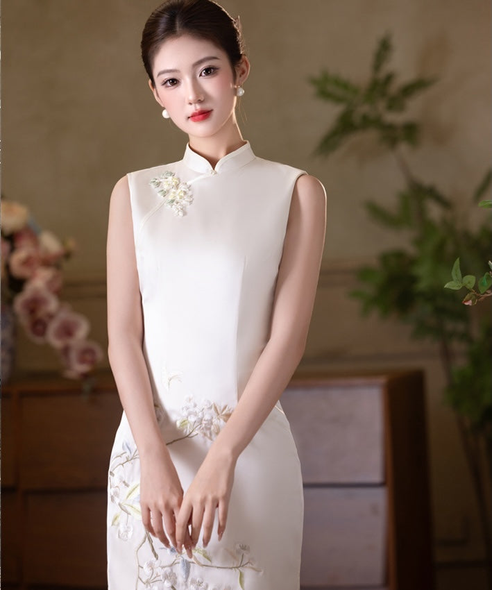 Grüner Jade-Mosaik-Cheongsam