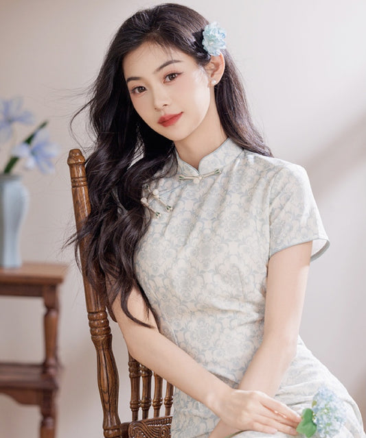 Lady Elowen Porcelain Cheongsam