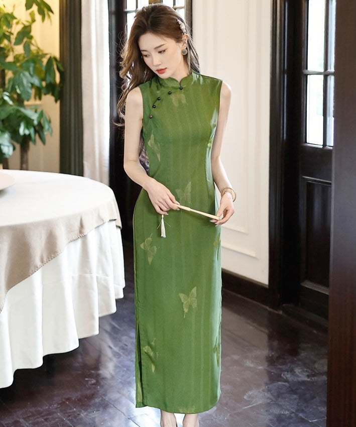 Verdant Grace Cheongsam
