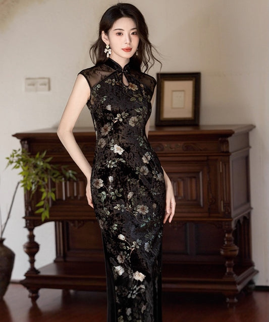 Diamond Velvet Cheongsam