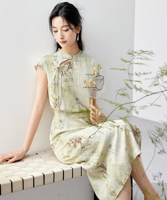 Wen Wen's Oriental-Inspired Cheongsam