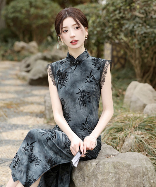 Kexi's Lace Trimmed Cheongsam