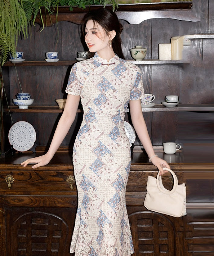 Ruyi's Lace Peplum Cheongsam